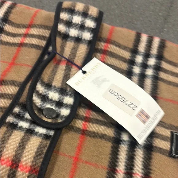 Burberry Tan Plaid Dog Coat - Picture 5 of 5